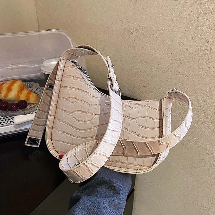 2022 Fashion PU Leather Women Shoulder Crossbody Stone Pattern Sling Bags Lady Luxury Designer Simple Handbags Messenger Purses
2022 Fashion PU Leather Women Shoulder Crossbody Stone Pattern Sling Bags Lady Luxury Designer Simple Handbags Messenger Purses