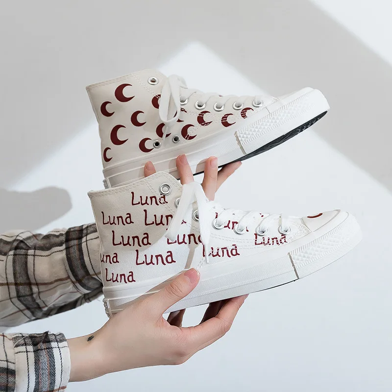 2021 new canvas shoes new high-top retro street shooting letters white shoes designer design casual fashion shoes
2021 new canvas shoes new high-top retro street shooting letters white shoes designer design casual fashion shoes