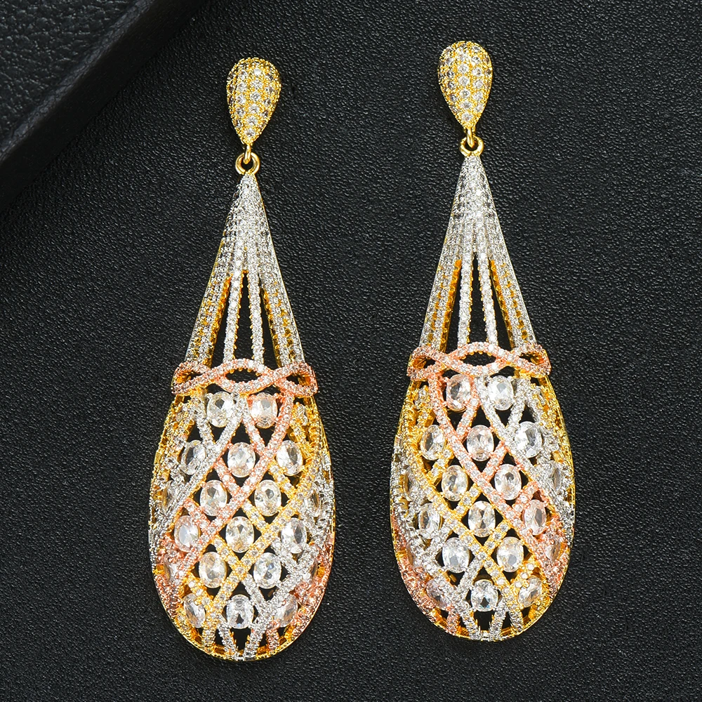 LARRAURI 2020 New Design Trendy 3 Tone Dangle Earring For Women Wedding Cubic Zircon Engagement Party Indian earrings
LARRAURI 2020 New Design Trendy 3 Tone Dangle Earring For Women Wedding Cubic Zircon Engagement Party Indian earrings
