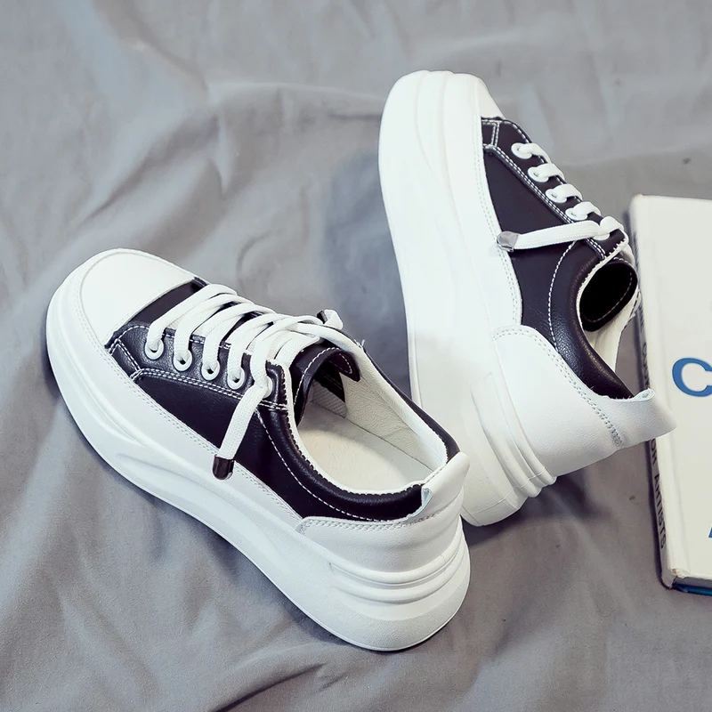 Women Sneakers Fashion Shoes Spring Trend Casual Flats Sneakers Female New Fashion Comfort White Vulcanized Platform Shoes
Women Sneakers Fashion Shoes Spring Trend Casual Flats Sneakers Female New Fashion Comfort White Vulcanized Platform Shoes