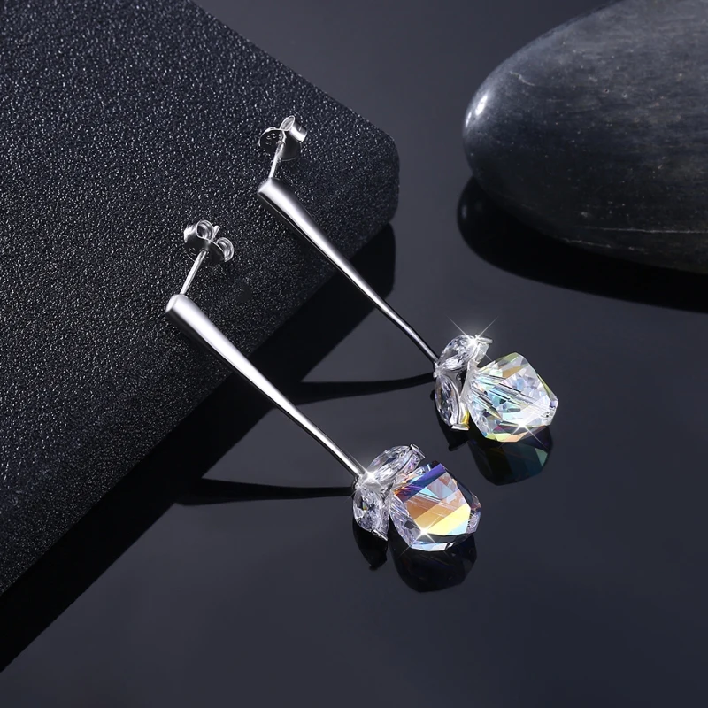Fashion Luxury Crystal Drop Earrings For Women Jewelry Female Silver Color Long Earrings Personality Jewelry Accessories
Fashion Luxury Crystal Drop Earrings For Women Jewelry Female Silver Color Long Earrings Personality Jewelry Accessories