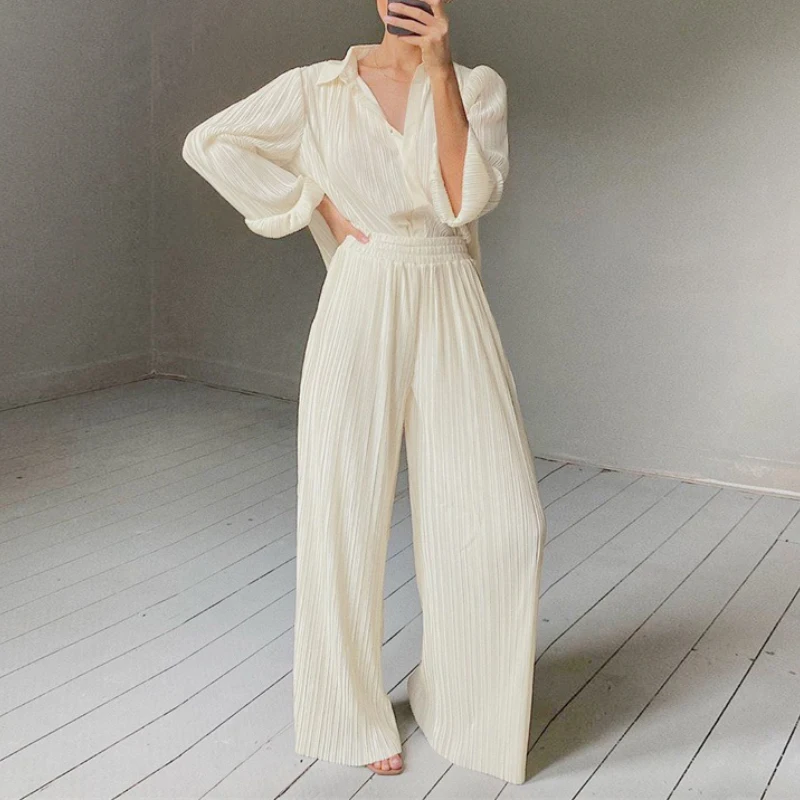Women Wide Leg Pants Sets Pleated Elastic High Waist Pants + Loose Blouse Shirt Sets Autumn Suits Women
Women Wide Leg Pants Sets Pleated Elastic High Waist Pants + Loose Blouse Shirt Sets Autumn Suits Women