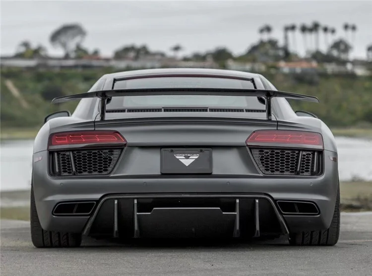 Suitable for R8 New Modified Small Surround Carbon Fiber Vorsteiner Front Side Skirt Lip Rear Spoiler Tail 
Suitable for R8 New Modified Small Surround Carbon Fiber Vorsteiner Front Side Skirt Lip Rear Spoiler Tail