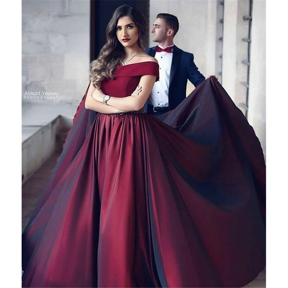 2021 Off the Shoulder Burgundy Evening Dresses Long Taffeta Robe De Soiree Evening Party Prom Dress for Women's
2021 Off the Shoulder Burgundy Evening Dresses Long Taffeta Robe De Soiree Evening Party Prom Dress for Women's