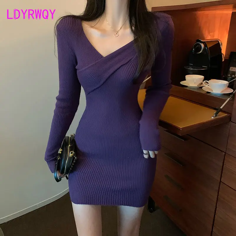 Long-sleeved knitted dress women 2022 autumn/winter new style Korean tight-fitting bag hip waist waist
Long-sleeved knitted dress women 2022 autumn/winter new style Korean tight-fitting bag hip waist waist