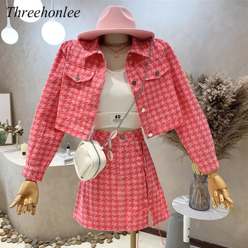 Korean Denim Women's Two Piece Set 2021 Autumn Clothing Houndstooth Cropped Jacket Coat Tie Up A-line Mini Skirt Female Suits
Korean Denim Women's Two Piece Set 2021 Autumn Clothing Houndstooth Cropped Jacket Coat Tie Up A-line Mini Skirt Female Suits