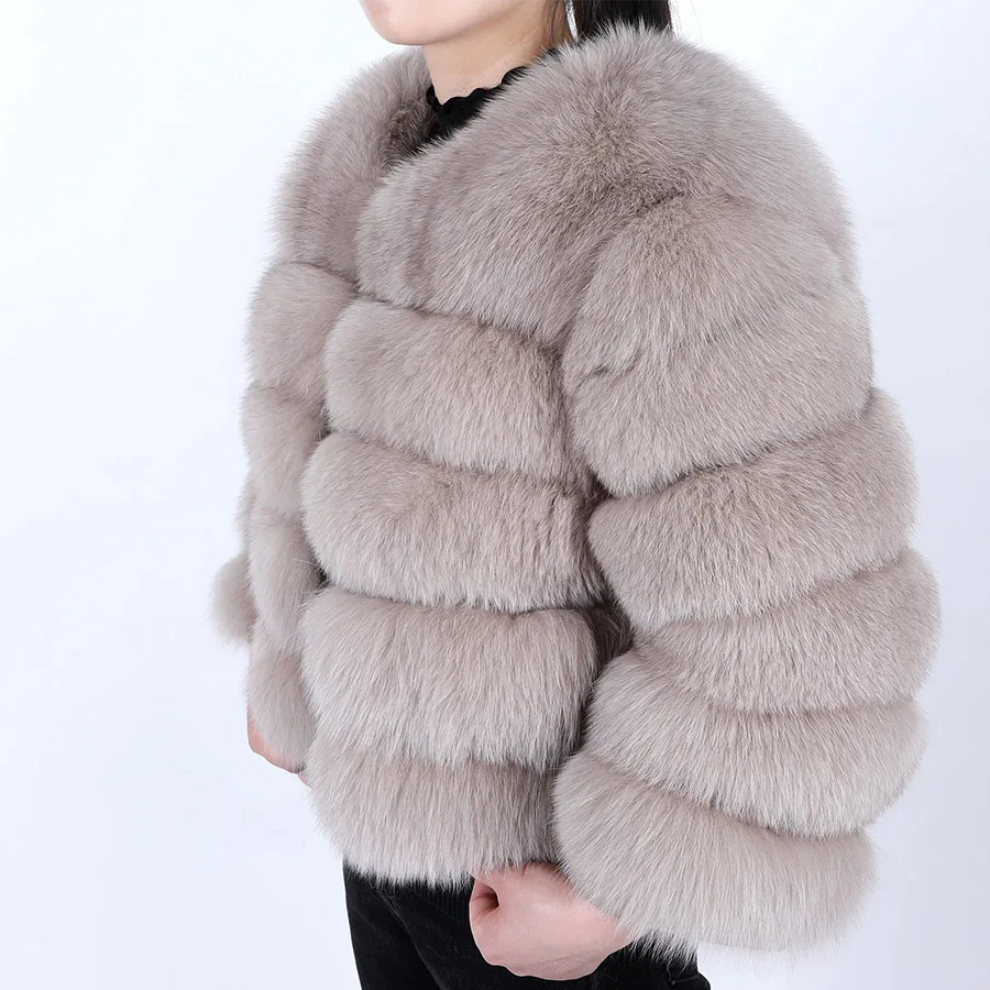 2021 New Real Fox Fur Coat Women's Jackets Winter Natural Fur Fashion Short Jacket luxury leather Women Coat
2021 New Real Fox Fur Coat Women's Jackets Winter Natural Fur Fashion Short Jacket luxury leather Women Coat