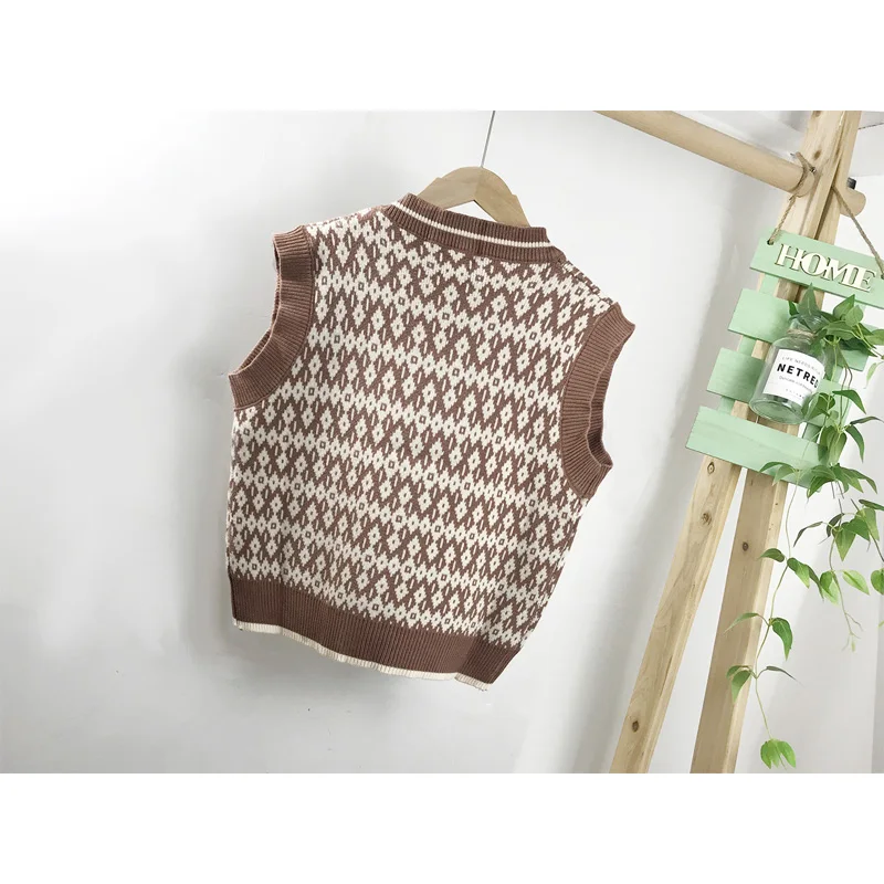 New Women's Pullover Vintage Sleeveless V-Neck Korean Female Waistcoat Sweater Tops Tunic Plaid Knitted Sweater Vest Women 2020
New Women's Pullover Vintage Sleeveless V-Neck Korean Female Waistcoat Sweater Tops Tunic Plaid Knitted Sweater Vest Women 2020