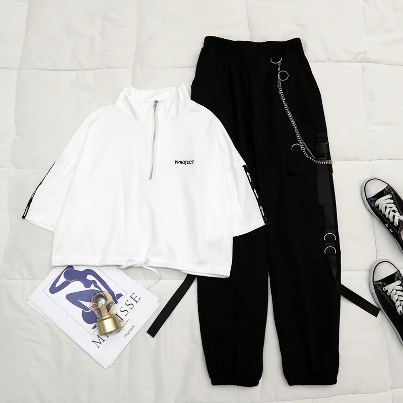 2021 New 2 Pieces Set Summer Women' s Cargo Pants Suit Casual Set Streetwear Outfit Zipper Shirt Short Sleeve Women Trousers Set
2021 New 2 Pieces Set Summer Women' s Cargo Pants Suit Casual Set Streetwear Outfit Zipper Shirt Short Sleeve Women Trousers Set