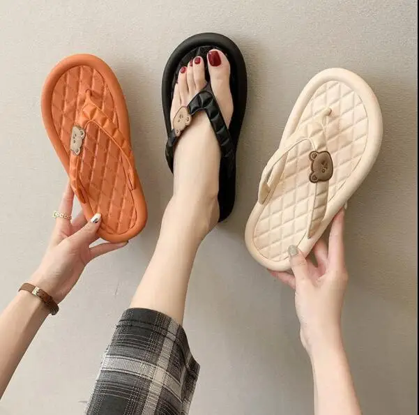 Shoes Woman 2021 Rubber Flip Flops Slippers Casual Pantofle Platform Shale Female Beach Low Hawaiian Luxury New Summer Fab
Shoes Woman 2021 Rubber Flip Flops Slippers Casual Pantofle Platform Shale Female Beach Low Hawaiian Luxury New Summer Fab