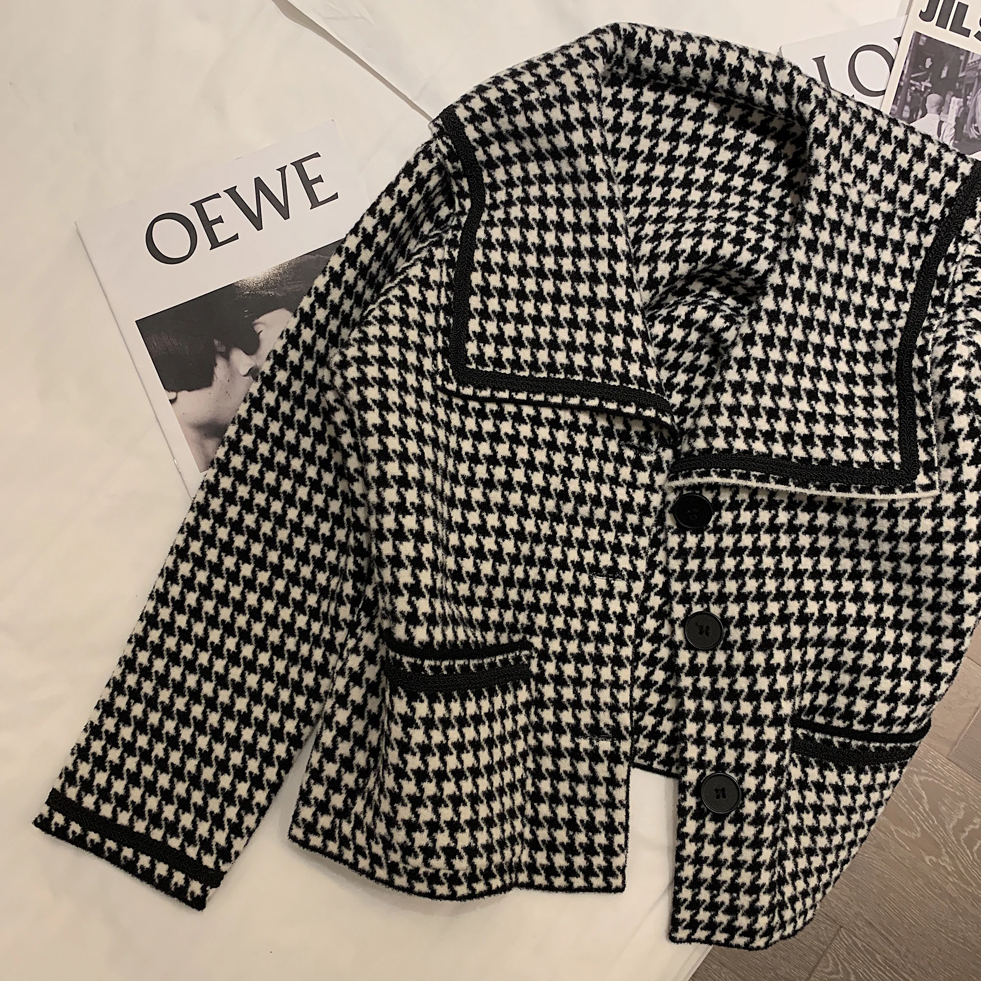 2021 new fashion women's clothing Outerwear & Coats Plaid coats and jackets women woman jacket
2021 new fashion women's clothing Outerwear & Coats Plaid coats and jackets women woman jacket