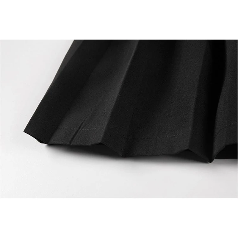 Korean Vintage Preppy Style Strap Dress Women 2021 Summer Fashion New Female V Neck Zipper Black Sleeveless Mini Pleated Dress
Korean Vintage Preppy Style Strap Dress Women 2021 Summer Fashion New Female V Neck Zipper Black Sleeveless Mini Pleated Dress