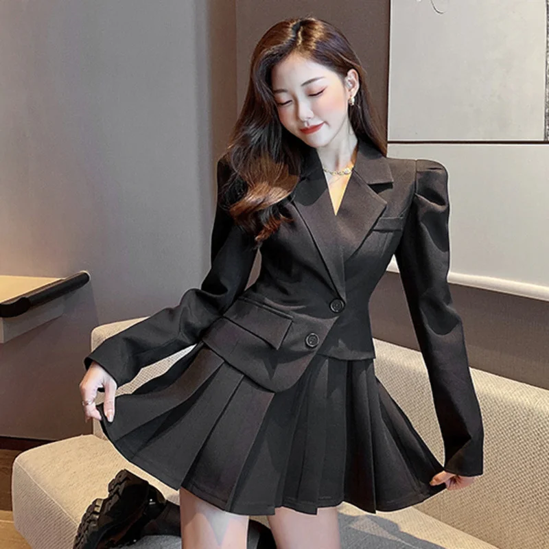 Korea Chic Casual Fashion Trend Women New Lapel Button Fake Two-piece Puff Sleeve Pleated Suit Dress Summer 2022
Korea Chic Casual Fashion Trend Women New Lapel Button Fake Two-piece Puff Sleeve Pleated Suit Dress Summer 2022