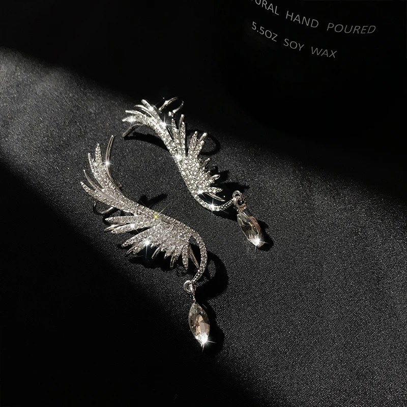 14K Gold Jewelry Feather Shape Earring Women White Diamond Aretes De Mujer Mystic Bague Diamant 14k Gold Jewelry Diamond Earring
14K Gold Jewelry Feather Shape Earring Women White Diamond Aretes De Mujer Mystic Bague Diamant 14k Gold Jewelry Diamond Earring