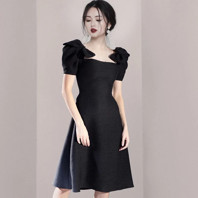 2021 New Fashion Temperament Black Summer Dress For Women Square Collar Bow Puff Sleeves High Waist Dresses Female Clothes
2021 New Fashion Temperament Black Summer Dress For Women Square Collar Bow Puff Sleeves High Waist Dresses Female Clothes
