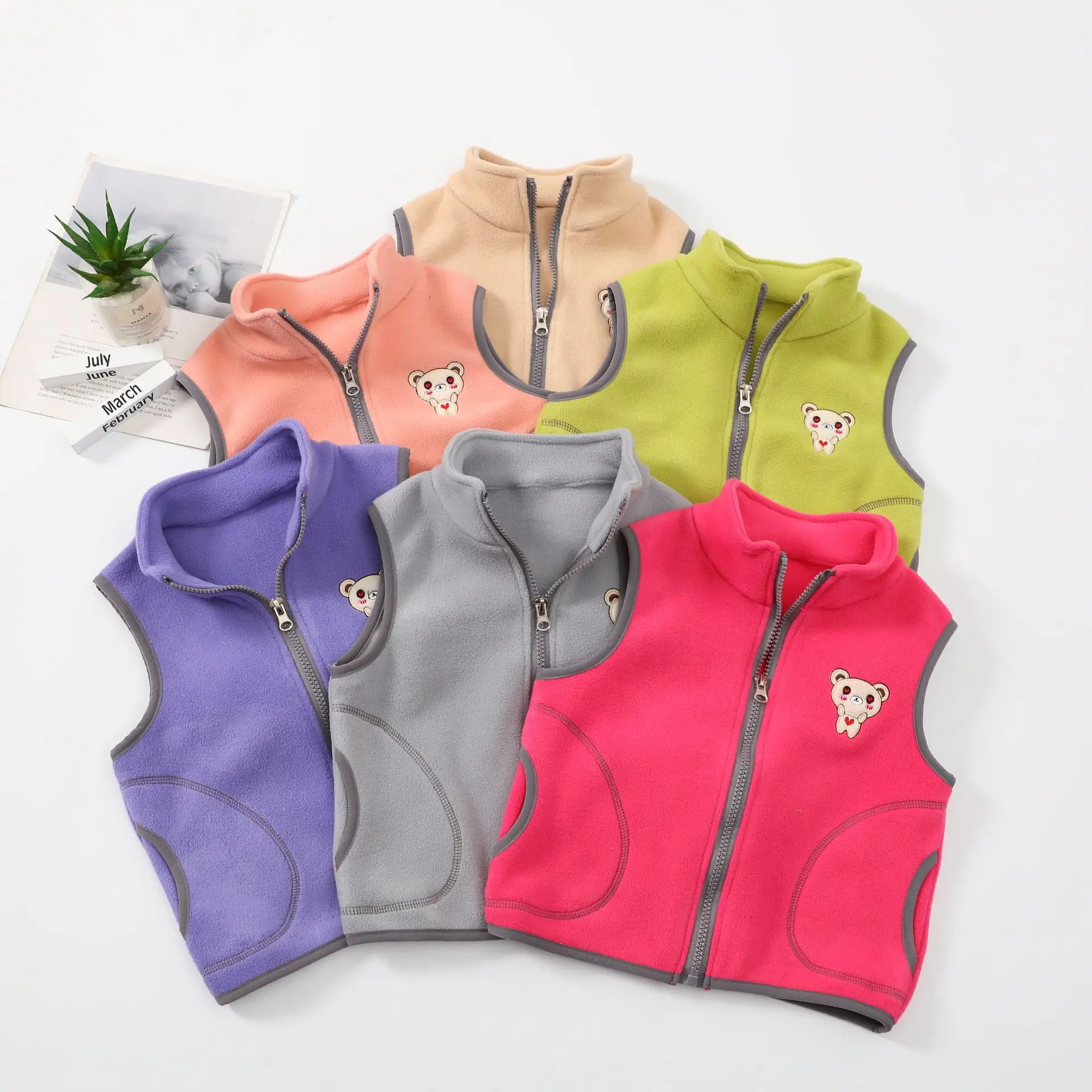 2020 Ins Fashion Children Autumn Winter Waistcoat Girls Boys Coats Children Vest Children Clothing
2020 Ins Fashion Children Autumn Winter Waistcoat Girls Boys Coats Children Vest Children Clothing