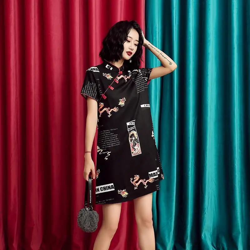 Chinese style cheongsam vintage summer dress Tide Print Letter Dress 2022 fashion women dress short temperament girl dress 
Chinese style cheongsam vintage summer dress Tide Print Letter Dress 2022 fashion women dress short temperament girl dress