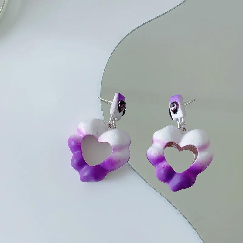 Minar Romantic Purple Gradient Color Heart Dangle Earring for Women Girl Hollow Love Statement Drop Earring Wedding Jewellery
Minar Romantic Purple Gradient Color Heart Dangle Earring for Women Girl Hollow Love Statement Drop Earring Wedding Jewellery