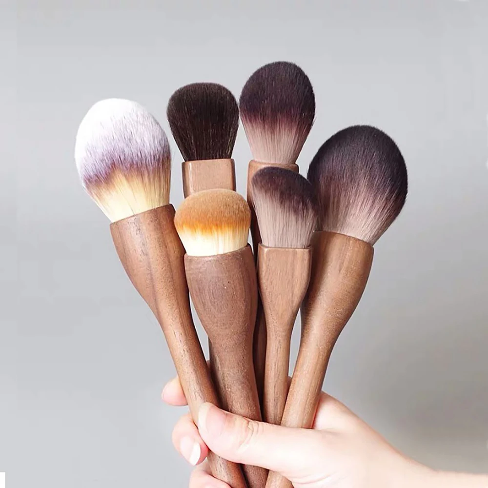 Makeup Brush Walnut Fiber Hair Makeup Brush Loose Powder Foundation Blush Brush Highlight Brush Make Up Tool Gift For Girlfriend
Makeup Brush Walnut Fiber Hair Makeup Brush Loose Powder Foundation Blush Brush Highlight Brush Make Up Tool Gift For Girlfriend