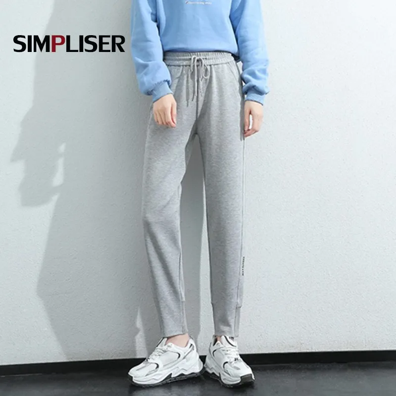 Loose Casual Sweatpants For Women Black Grey Joggers Pants Female 2021 Autumn Harem Pants Drawstring Trousers Pantalon Mujer
Loose Casual Sweatpants For Women Black Grey Joggers Pants Female 2021 Autumn Harem Pants Drawstring Trousers Pantalon Mujer