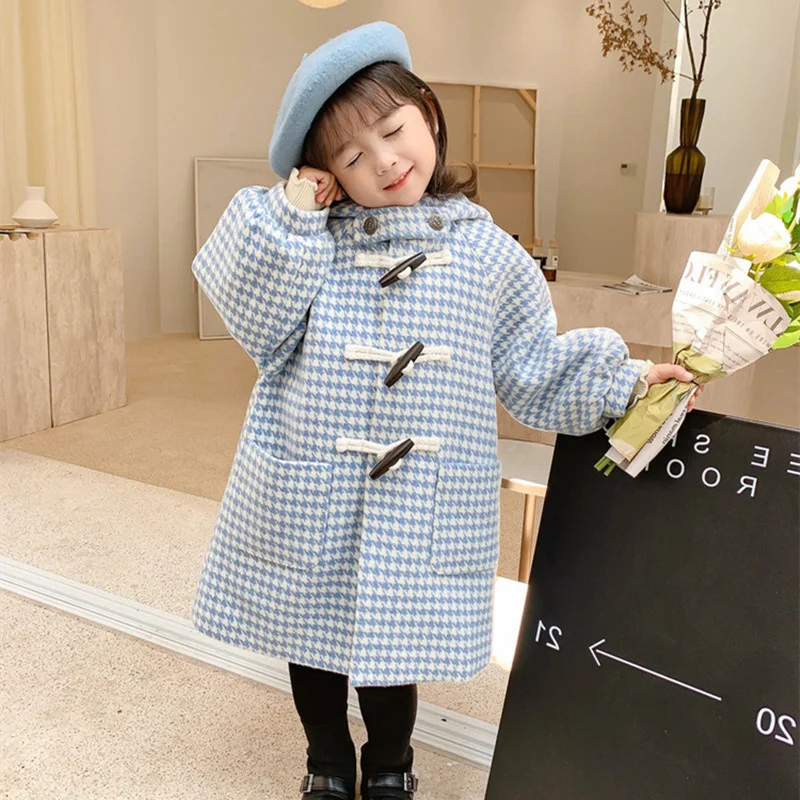 2021 Winter Coats and Outerwear for Kids Horn Button Wool and Blends Long Sleeve Hooded Jackets Medium Length Woolen Coat
2021 Winter Coats and Outerwear for Kids Horn Button Wool and Blends Long Sleeve Hooded Jackets Medium Length Woolen Coat