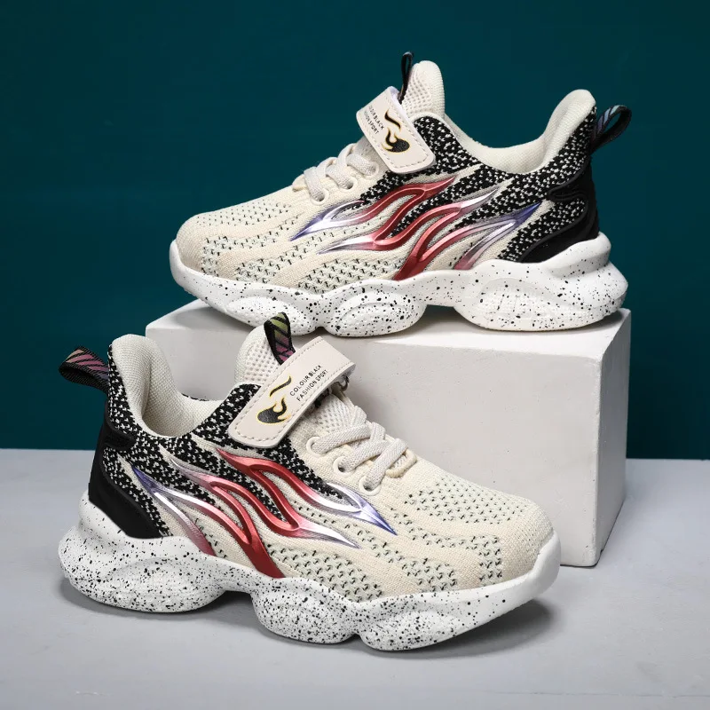 2021 spring new children's sports shoes flying mesh surface breathable boys' running shoes middle school students' Flame Shoes
2021 spring new children's sports shoes flying mesh surface breathable boys' running shoes middle school students' Flame Shoes