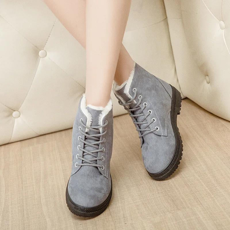 Women's boots 2021 winter hot style large size snow boots women's warm shoes short boots flat heel Korean ladies cotton shoes
Women's boots 2021 winter hot style large size snow boots women's warm shoes short boots flat heel Korean ladies cotton shoes