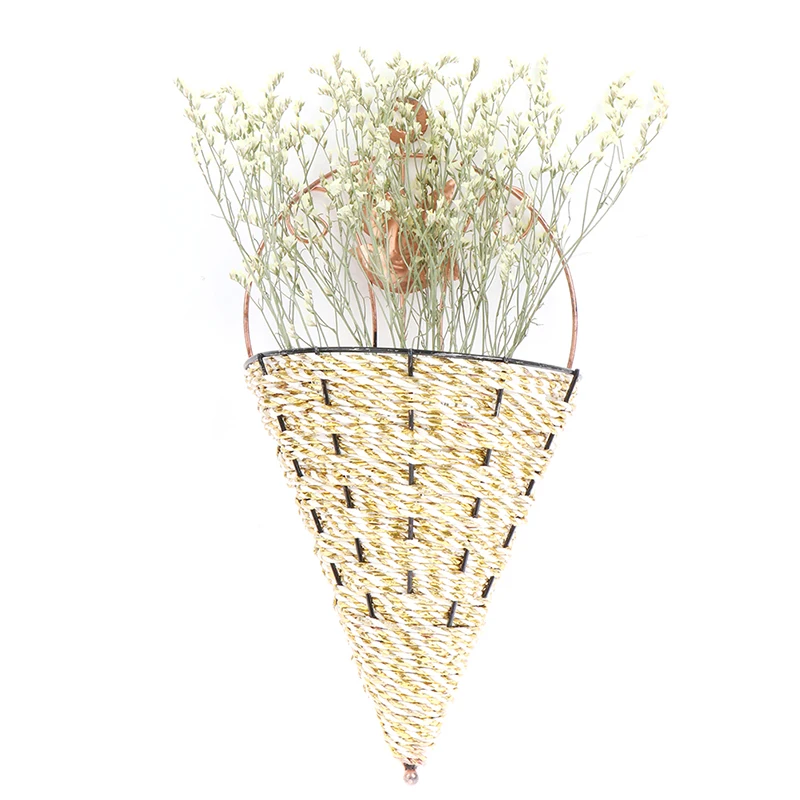 1pc Natural Wicker Flower Basket Wall Hanging Pot Planter Rattan Vase Basket Decor Props Pendants Ornaments
1pc Natural Wicker Flower Basket Wall Hanging Pot Planter Rattan Vase Basket Decor Props Pendants Ornaments