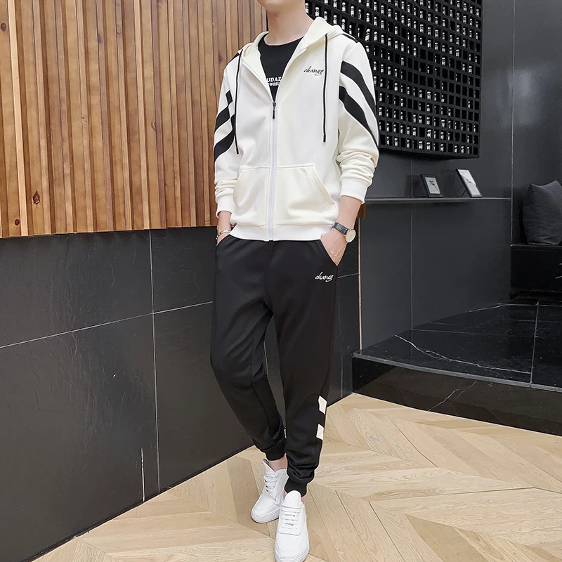 Tracksuit Men Bomber Jacket Men Outwear Streetwear Hip Hop Zipper Jacket Hooded Thin Windbreaker Patchwork Clothes Suit Set 2020
Tracksuit Men Bomber Jacket Men Outwear Streetwear Hip Hop Zipper Jacket Hooded Thin Windbreaker Patchwork Clothes Suit Set 2020