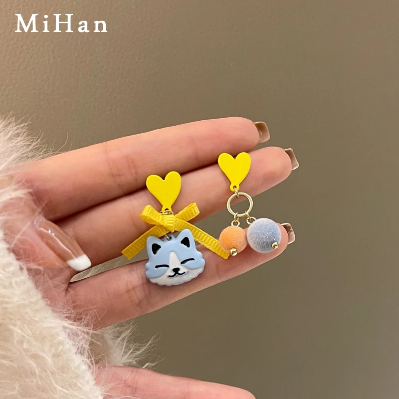 Mihan S925 needle Cute Jewelry Little Cat Heart Earrings 2021 New Trend Autumn Winter Asymmetrical Drop Earrings For Women Gifts
Mihan S925 needle Cute Jewelry Little Cat Heart Earrings 2021 New Trend Autumn Winter Asymmetrical Drop Earrings For Women Gifts