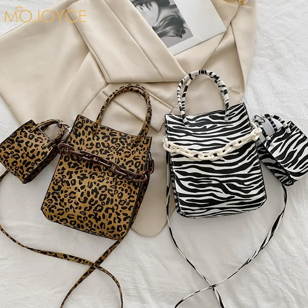 Vintage Women Animal Pattern Printing Canvas Shoulder Crossbody Messenger Bag Casual Ladies Small Handbags Mini Purse 
Vintage Women Animal Pattern Printing Canvas Shoulder Crossbody Messenger Bag Casual Ladies Small Handbags Mini Purse