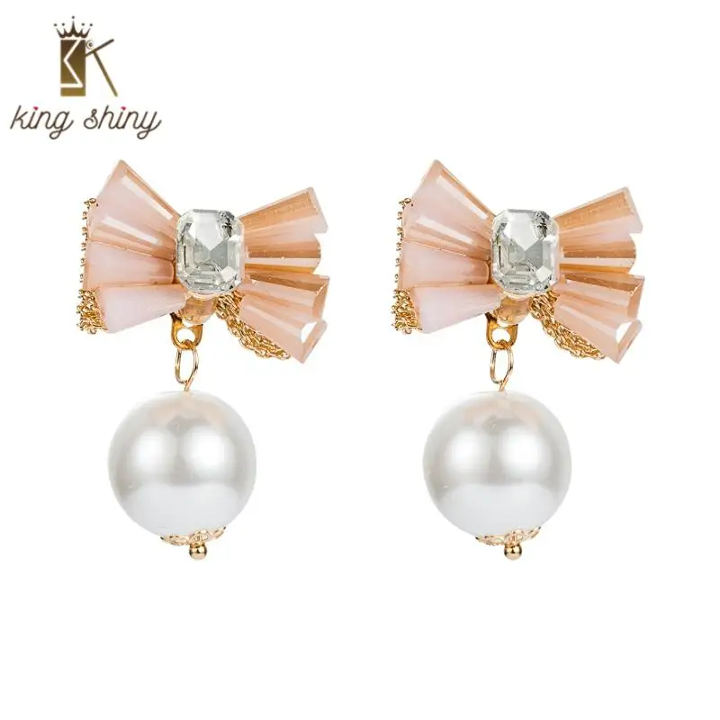 Korean Sweet Crystal Bowknot Dangle Earrings for Woman Vintage Big Simulated Pearl Statement Earrings Girls Party Ear Jewelry
Korean Sweet Crystal Bowknot Dangle Earrings for Woman Vintage Big Simulated Pearl Statement Earrings Girls Party Ear Jewelry