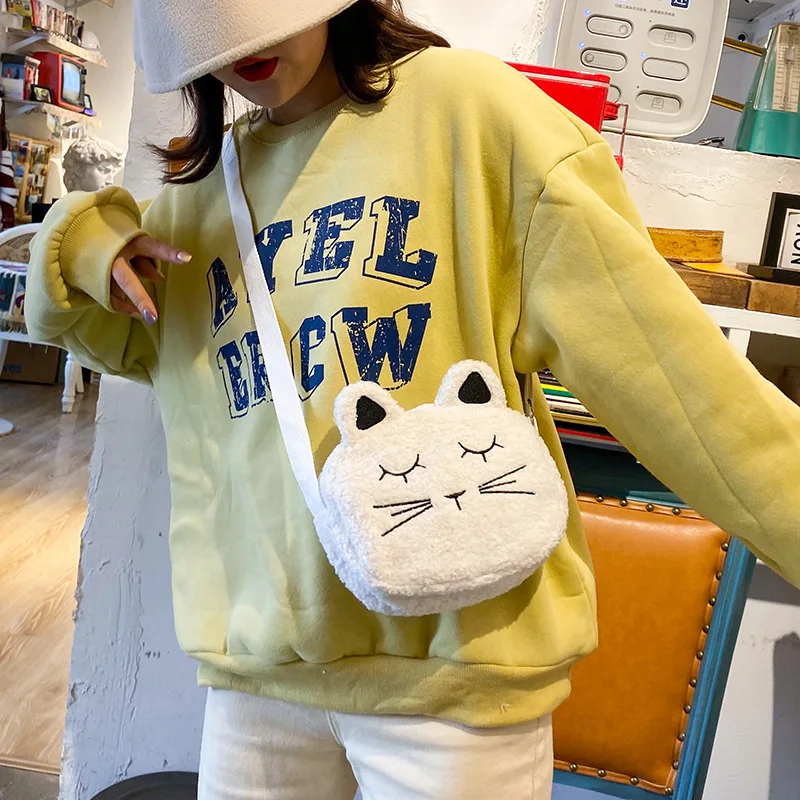 4colors Cute Cat Messenger Bag Girls Creative Plush Portable Small Circle Round bag Fashion Funny Women Shoulder Crossbody Bags
4colors Cute Cat Messenger Bag Girls Creative Plush Portable Small Circle Round bag Fashion Funny Women Shoulder Crossbody Bags