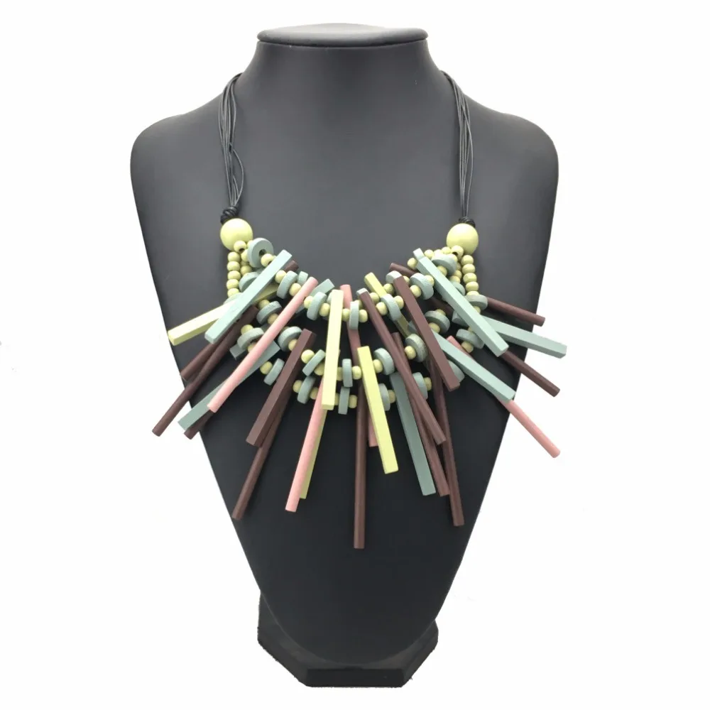 The new exaggerated fashion Bohemia manual block short chain pendant necklace jewelry wholesale
The new exaggerated fashion Bohemia manual block short chain pendant necklace jewelry wholesale