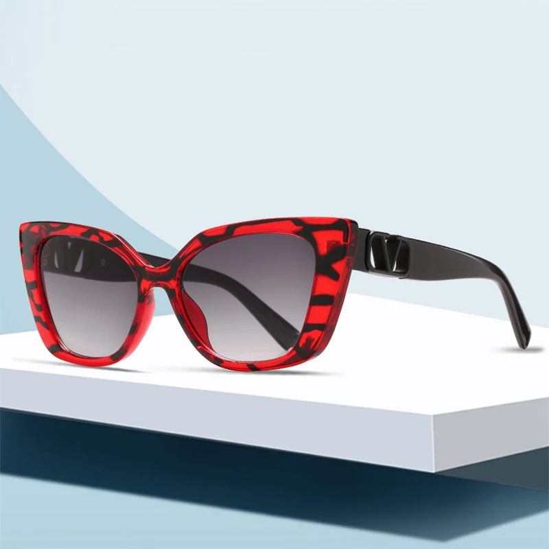 Brand Design Trend V Cat Eye Sunglasses For Women Fashion Retro Luxury Ladies Party Traveling Street UV400 Sun Glasses Shades
Brand Design Trend V Cat Eye Sunglasses For Women Fashion Retro Luxury Ladies Party Traveling Street UV400 Sun Glasses Shades