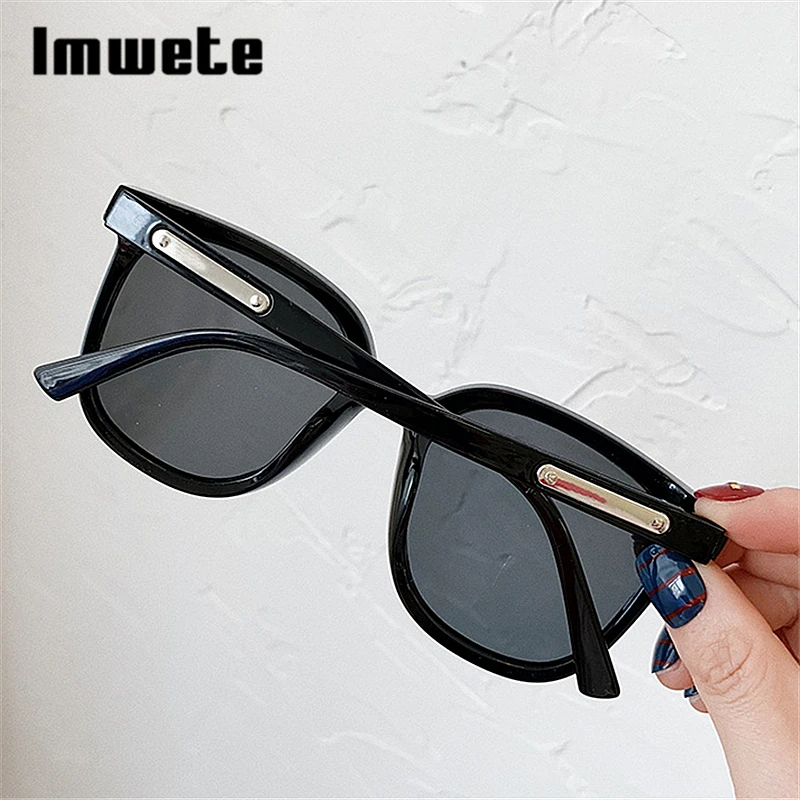 Imwete Vintage Women's men's Sunglasses Brand Design Shades 2021 Gradient Sun Glasses for women men Eyewear UV400 mirror
Imwete Vintage Women's men's Sunglasses Brand Design Shades 2021 Gradient Sun Glasses for women men Eyewear UV400 mirror