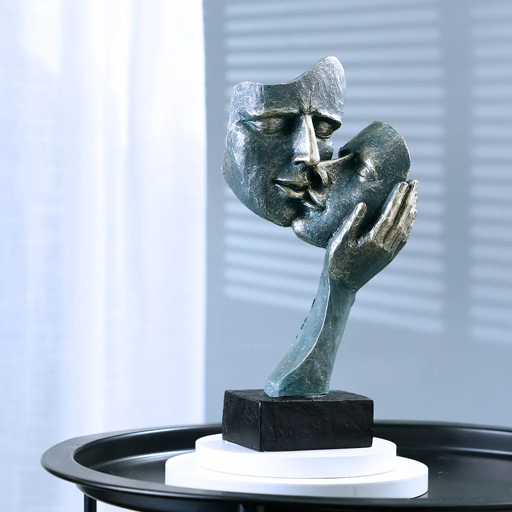 Couple Kissing Face Sculpture Resin Ornament Personalized Home Living Room Room Decoration Furnishing Tanabata Gift
Couple Kissing Face Sculpture Resin Ornament Personalized Home Living Room Room Decoration Furnishing Tanabata Gift