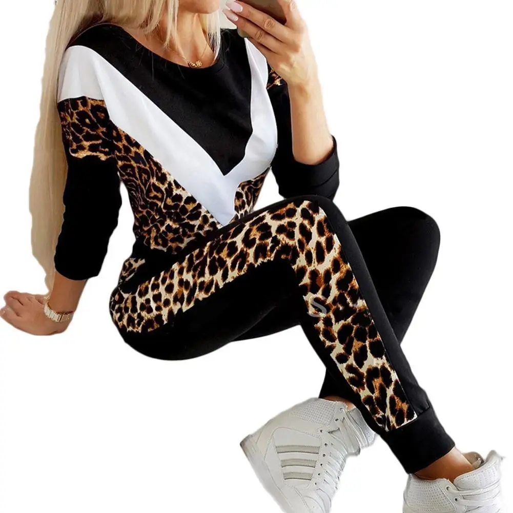 Pant Sets Women Autumn Leisure elegance Round Neck Leopard Patchwork Sweatshirt Pant Sportwear Tracksuit Women's Clothing 2021
Pant Sets Women Autumn Leisure elegance Round Neck Leopard Patchwork Sweatshirt Pant Sportwear Tracksuit Women's Clothing 2021