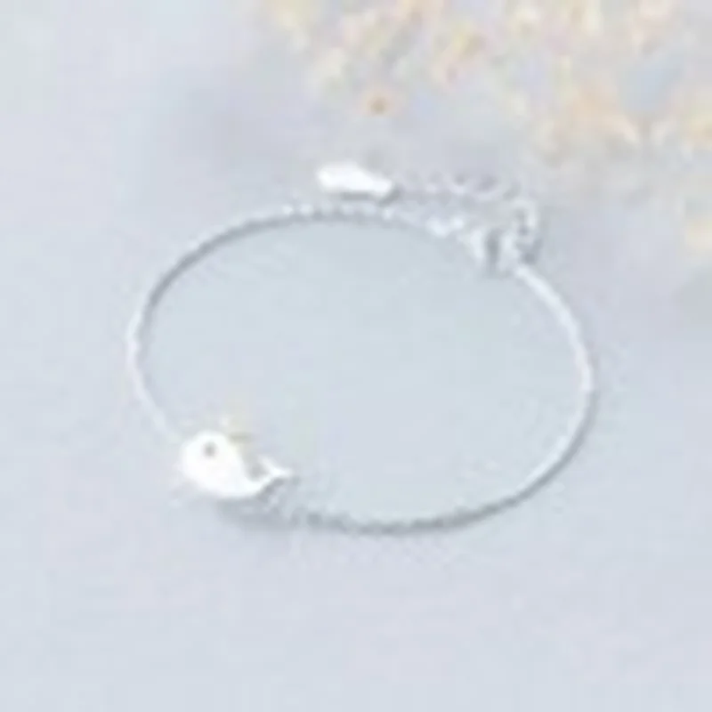Silver Cute Fashion Women Lady Chain Bracelets New Listings High Quality Fashion Jewelry Christmas Gifts Little Whale Gift
Silver Cute Fashion Women Lady Chain Bracelets New Listings High Quality Fashion Jewelry Christmas Gifts Little Whale Gift