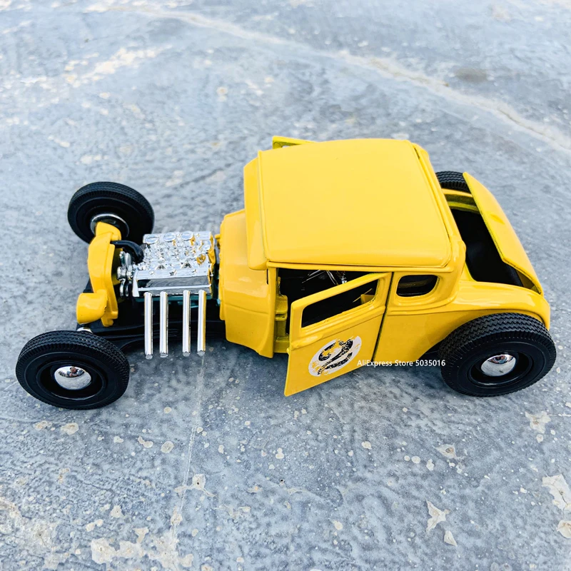 Maisto 1:24 New hot sale 1929 FORD MODEL A simulation alloy car model crafts decoration collection toy tools gift
Maisto 1:24 New hot sale 1929 FORD MODEL A simulation alloy car model crafts decoration collection toy tools gift