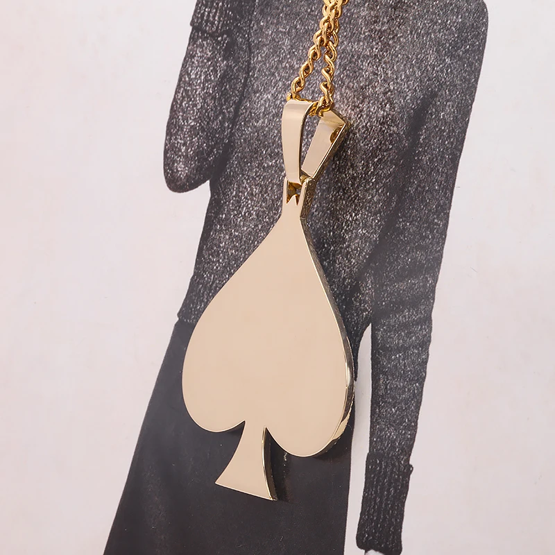 AEAW Custom hiphopjewelry rapper jewelry Playing cards moissanite pendant solid 10K white gold or s925 silver about 3.2ctw 
AEAW Custom hiphopjewelry rapper jewelry Playing cards moissanite pendant solid 10K white gold or s925 silver about 3.2ctw