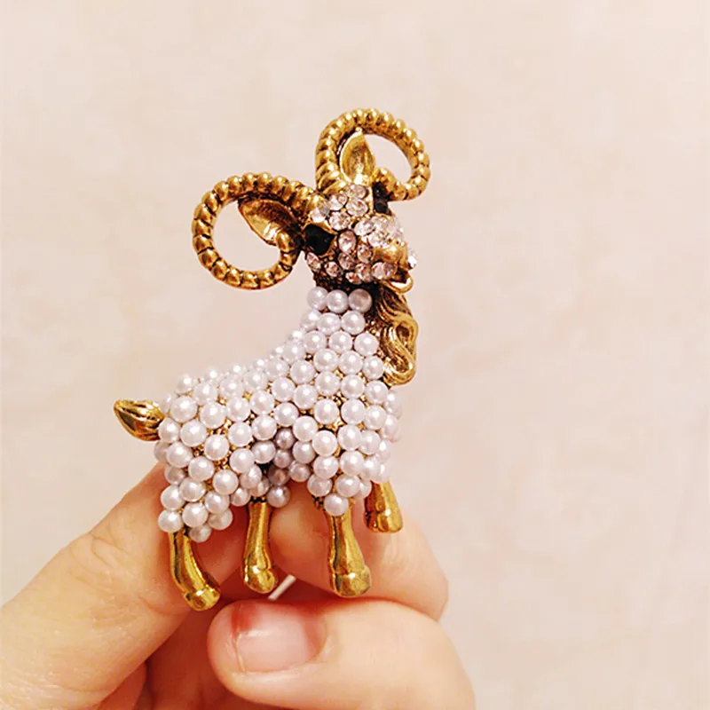 Funny pin badge chick sheep brooch exquisite enamel deer cute animal corsage Brooches accessories Gifts children 
Funny pin badge chick sheep brooch exquisite enamel deer cute animal corsage Brooches accessories Gifts children