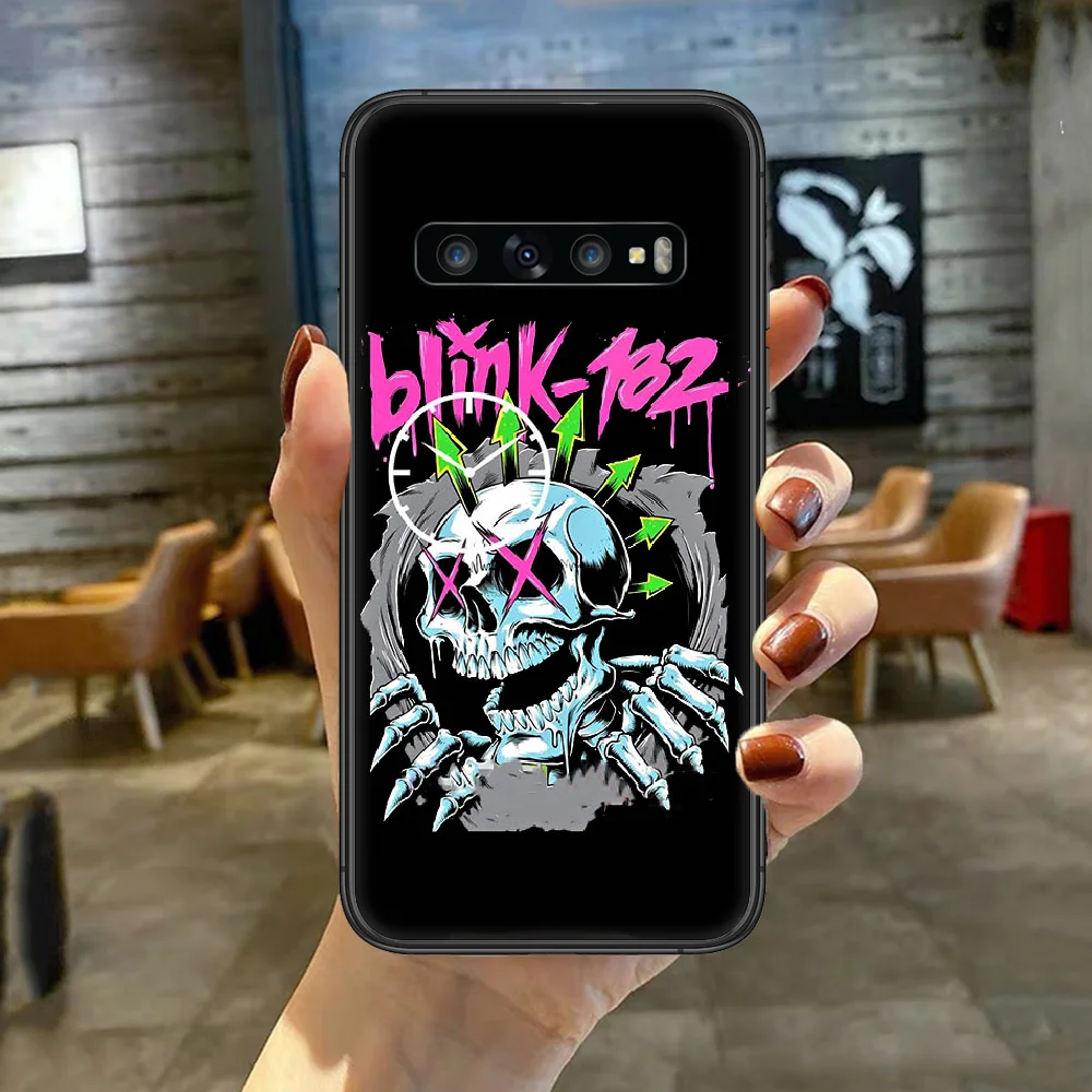 Pro Punk Rock Band Blink 182 Phone Case Cover For For SamSung Galaxy S Note 7 8 9 10 20 Uitra Plus E Lite Black black Coque
Pro Punk Rock Band Blink 182 Phone Case Cover For For SamSung Galaxy S Note 7 8 9 10 20 Uitra Plus E Lite Black black Coque