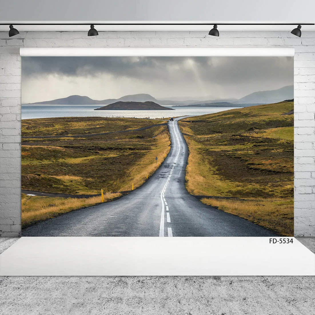 Highway Mountain Prairie Dark Clouds Photographic Backdrop Custom Background for Children Baby Portrait Photoshoot Photo Studio
Highway Mountain Prairie Dark Clouds Photographic Backdrop Custom Background for Children Baby Portrait Photoshoot Photo Studio