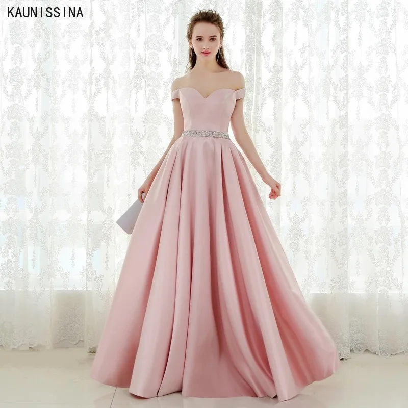 KAUNISSINA Long Evening Dress A-Line Sexy Off The Shoulder Prom Satin Party Gowns Vintage Banquet Robe Vestido De Festa
KAUNISSINA Long Evening Dress A-Line Sexy Off The Shoulder Prom Satin Party Gowns Vintage Banquet Robe Vestido De Festa