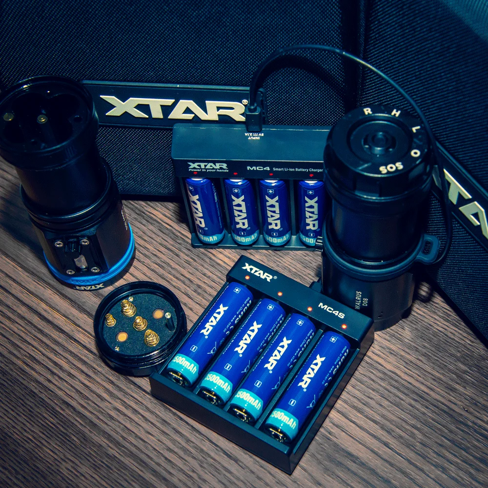 XTAR MC4S Smart Charger Type-C Input Charging For 1.2V Ni-MH NI-CD Battery 3.6V Lin-Ion Batteries 18650 Battery Charger 
XTAR MC4S Smart Charger Type-C Input Charging For 1.2V Ni-MH NI-CD Battery 3.6V Lin-Ion Batteries 18650 Battery Charger