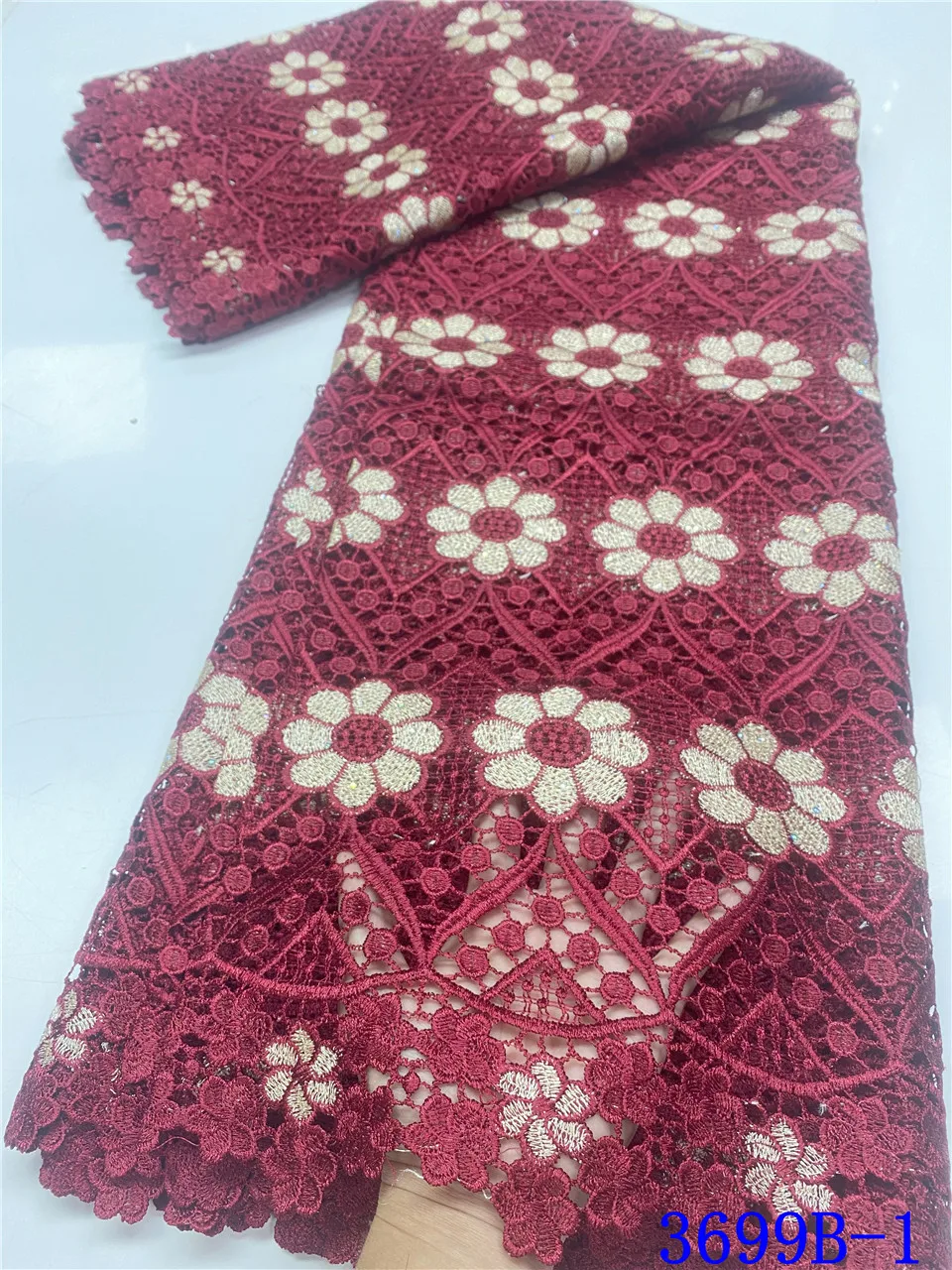 Royal Blue Nigeria Cord Lace Fabric 2021 High Quality Lace Embroidered African Guipure Lace for Wedding Party Dress APW3699B
Royal Blue Nigeria Cord Lace Fabric 2021 High Quality Lace Embroidered African Guipure Lace for Wedding Party Dress APW3699B