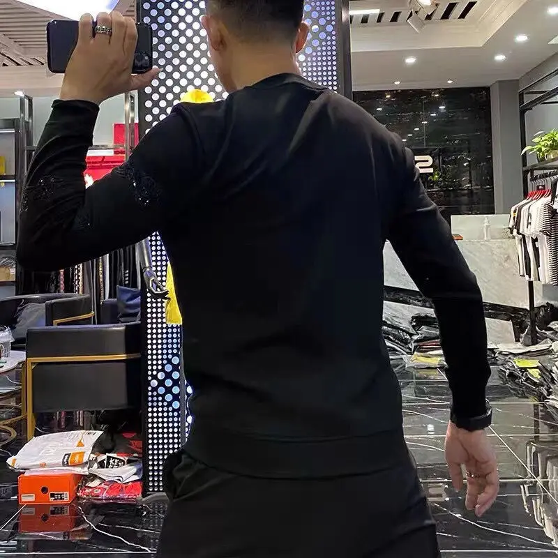 New best selling fashion hot drilling animal hoodies men's high-end designer brand clothing sportswear
New best selling fashion hot drilling animal hoodies men's high-end designer brand clothing sportswear