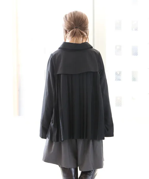 Japanese Style Casual Double Breasted Coat Women Loose Khaki Clothes Pleated Short Windbreaker 2021 Spring Female Trench Coats
Japanese Style Casual Double Breasted Coat Women Loose Khaki Clothes Pleated Short Windbreaker 2021 Spring Female Trench Coats