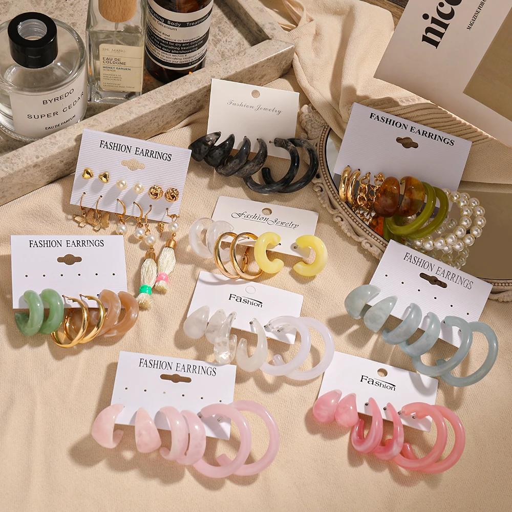 New Korea Colorful Acrylic Vintage Geometric C-Shaped Resin Hoop Earrings Retro For Women Girls Party Travel Jewelry Gifts
New Korea Colorful Acrylic Vintage Geometric C-Shaped Resin Hoop Earrings Retro For Women Girls Party Travel Jewelry Gifts